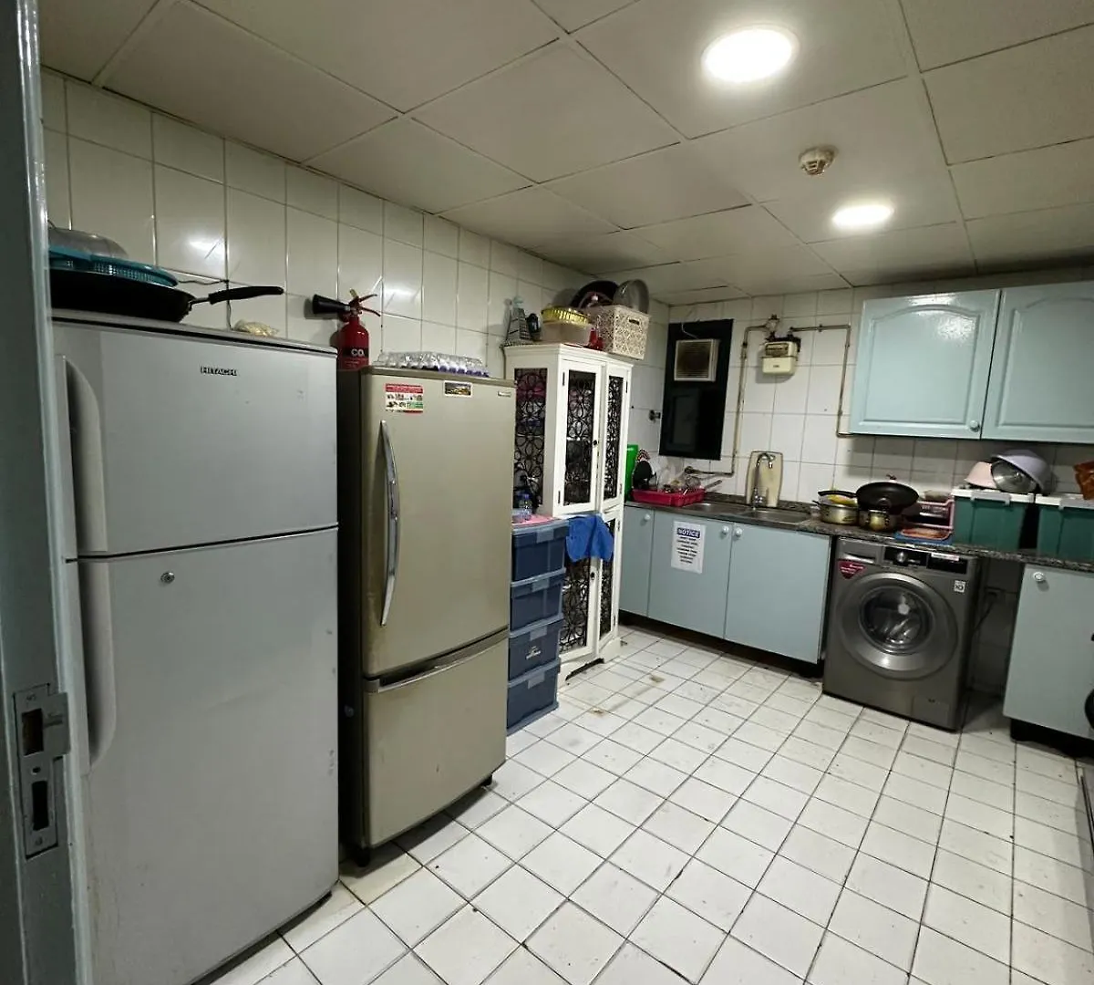 Comfortable Master Room With Attached Washroom Sharjah Guest house